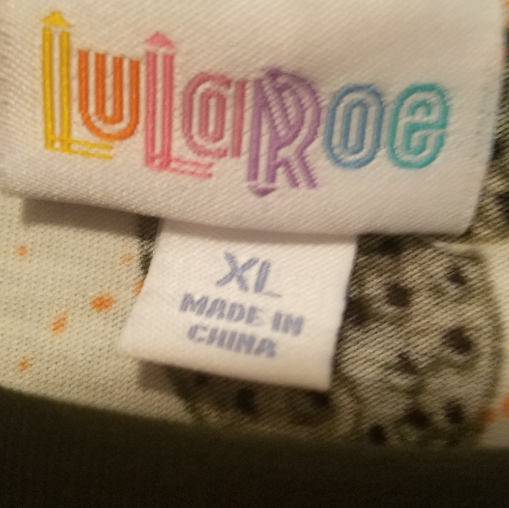 LuLaRoe Randy - Picture 4 of 4